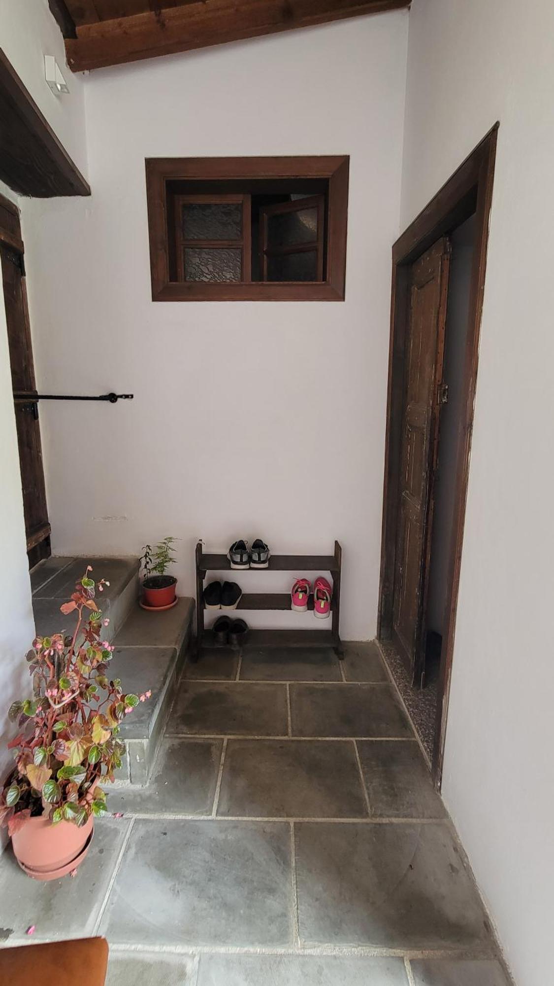 Guest House Mangalem Berat Exterior foto