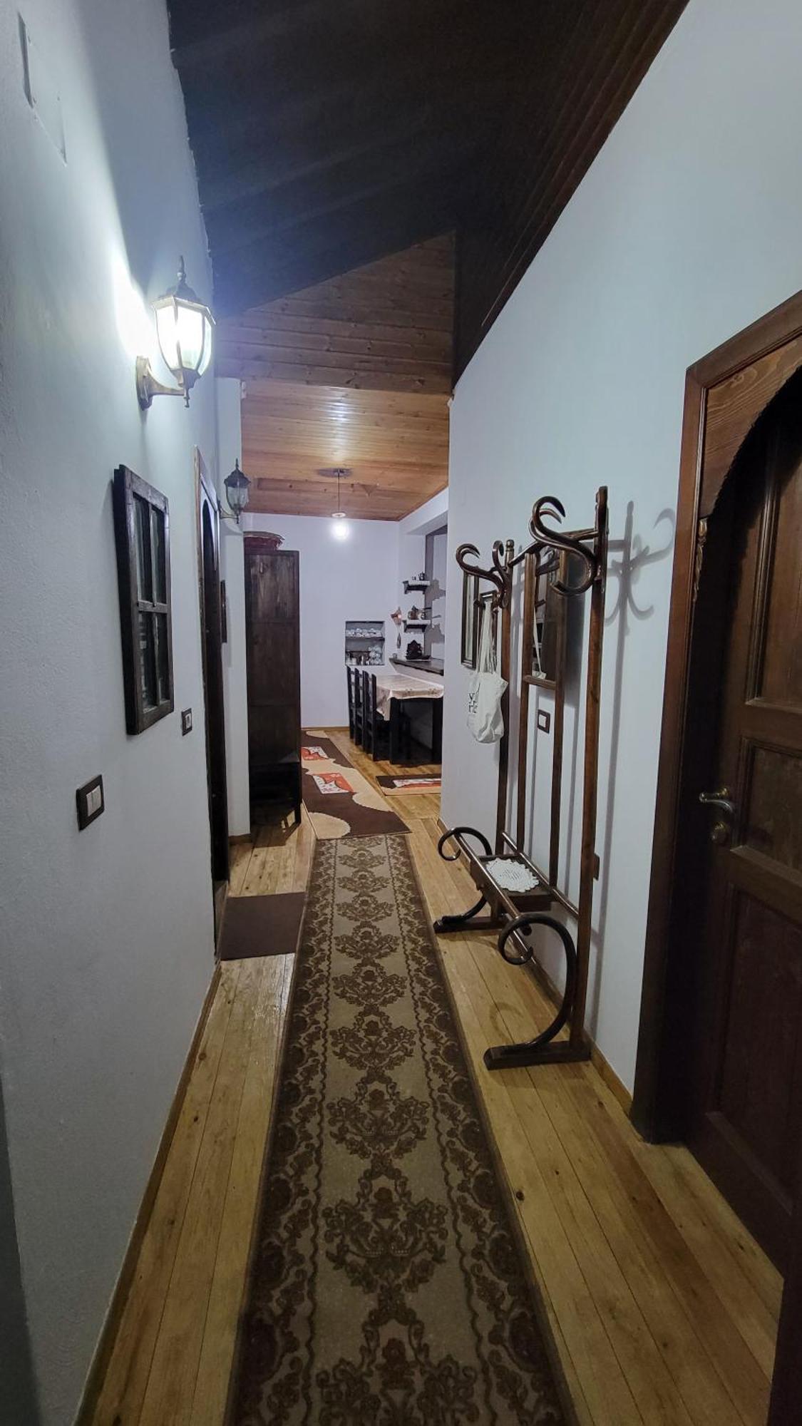 Guest House Mangalem Berat Exterior foto